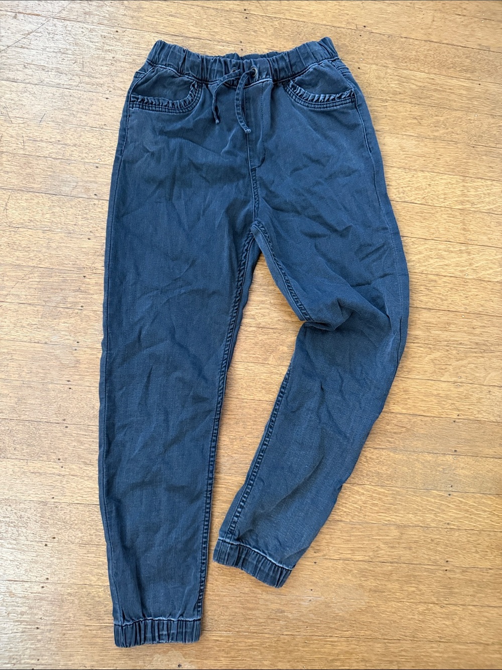 H&M size 10 soft black Elastic-Waist Jogger Jeans, nearly new